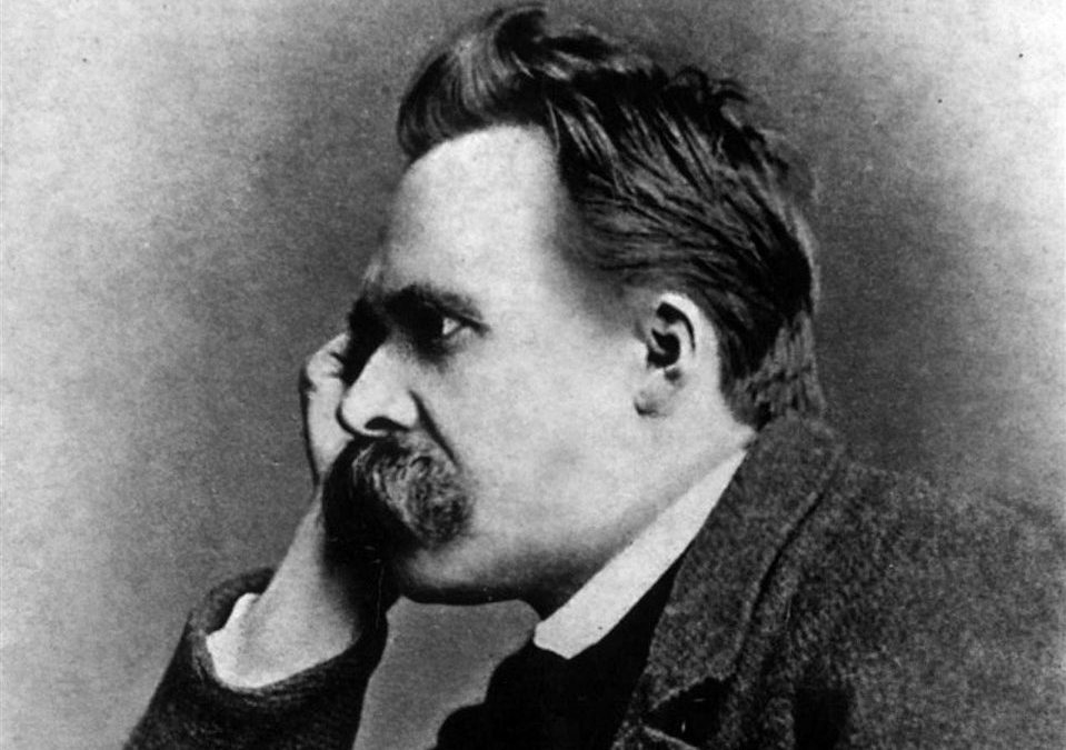 Nietzsche «Es muy fácil hacer que las cosas sean complicadas, pero difícil lograr que sean fáciles»